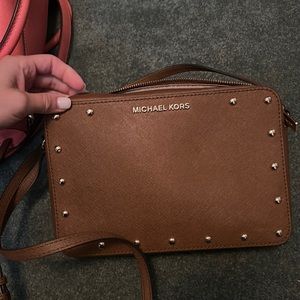 Mk cross body